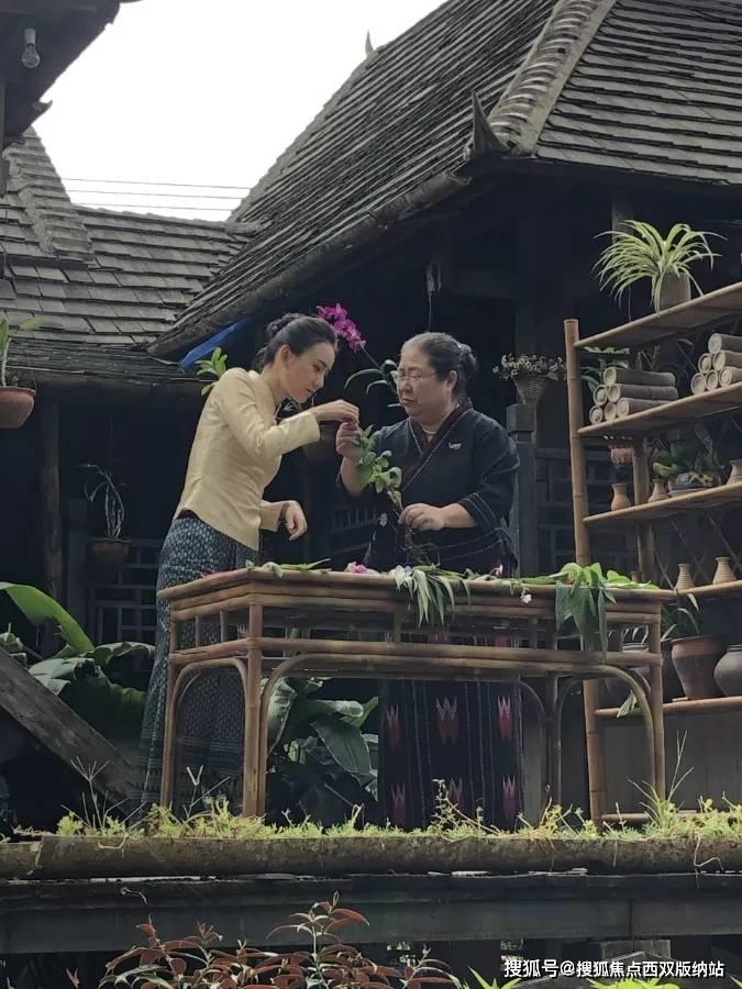 兰州市总工会开展“送万福 进万家”书法公益活动